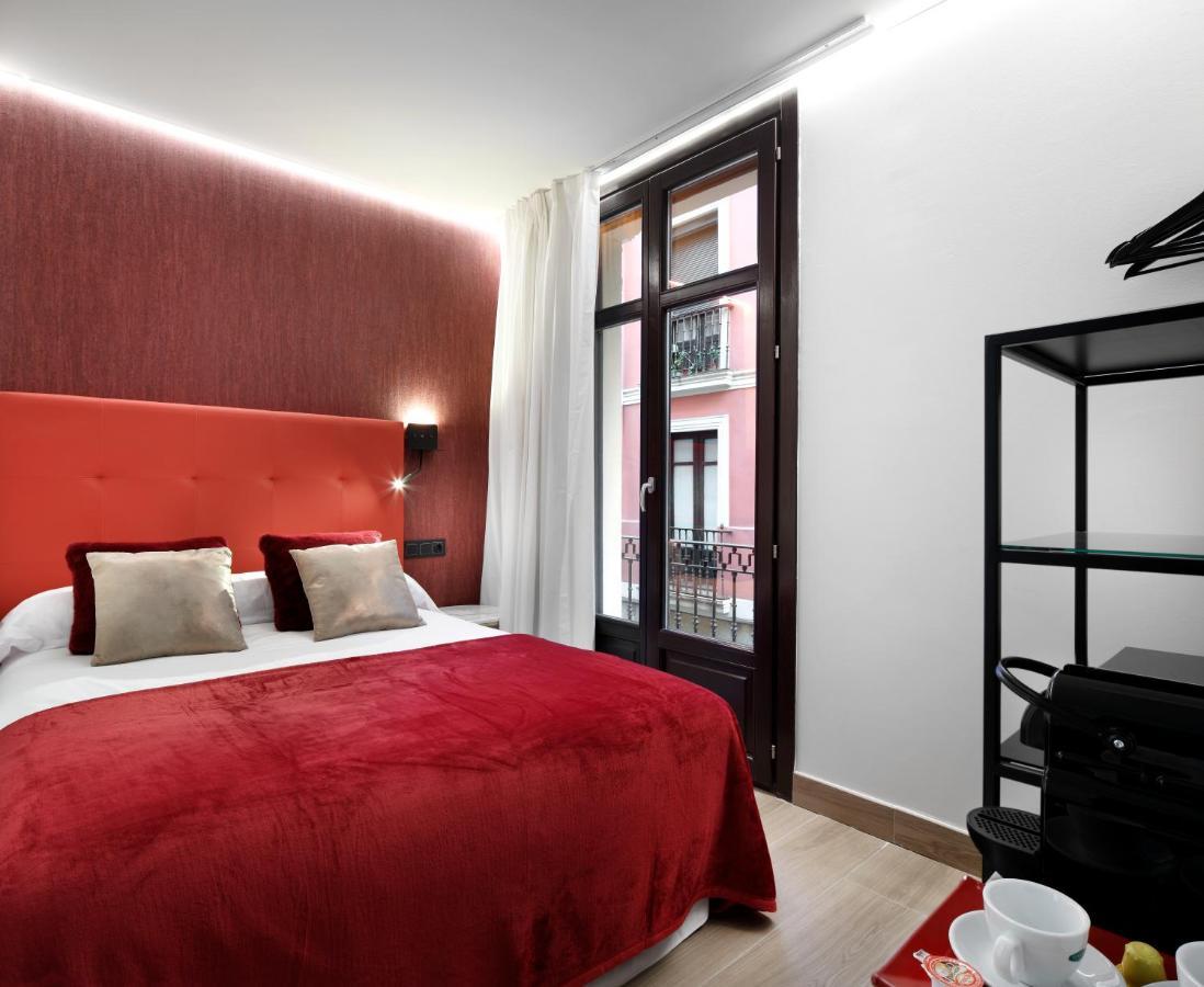 Single Room Balcony,1087127299:JPEG